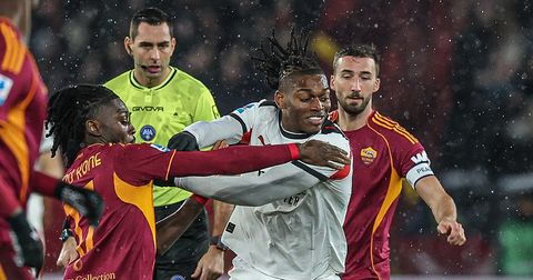 ВИДЕО: Мањан бранеше сè, но не и пенал – Милан и Рома го поделија пленот!