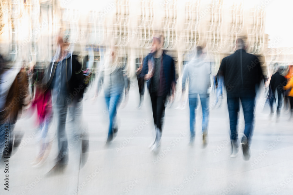 Животниот век во Македонија зголем за една година, но продолжува негативниот прираст