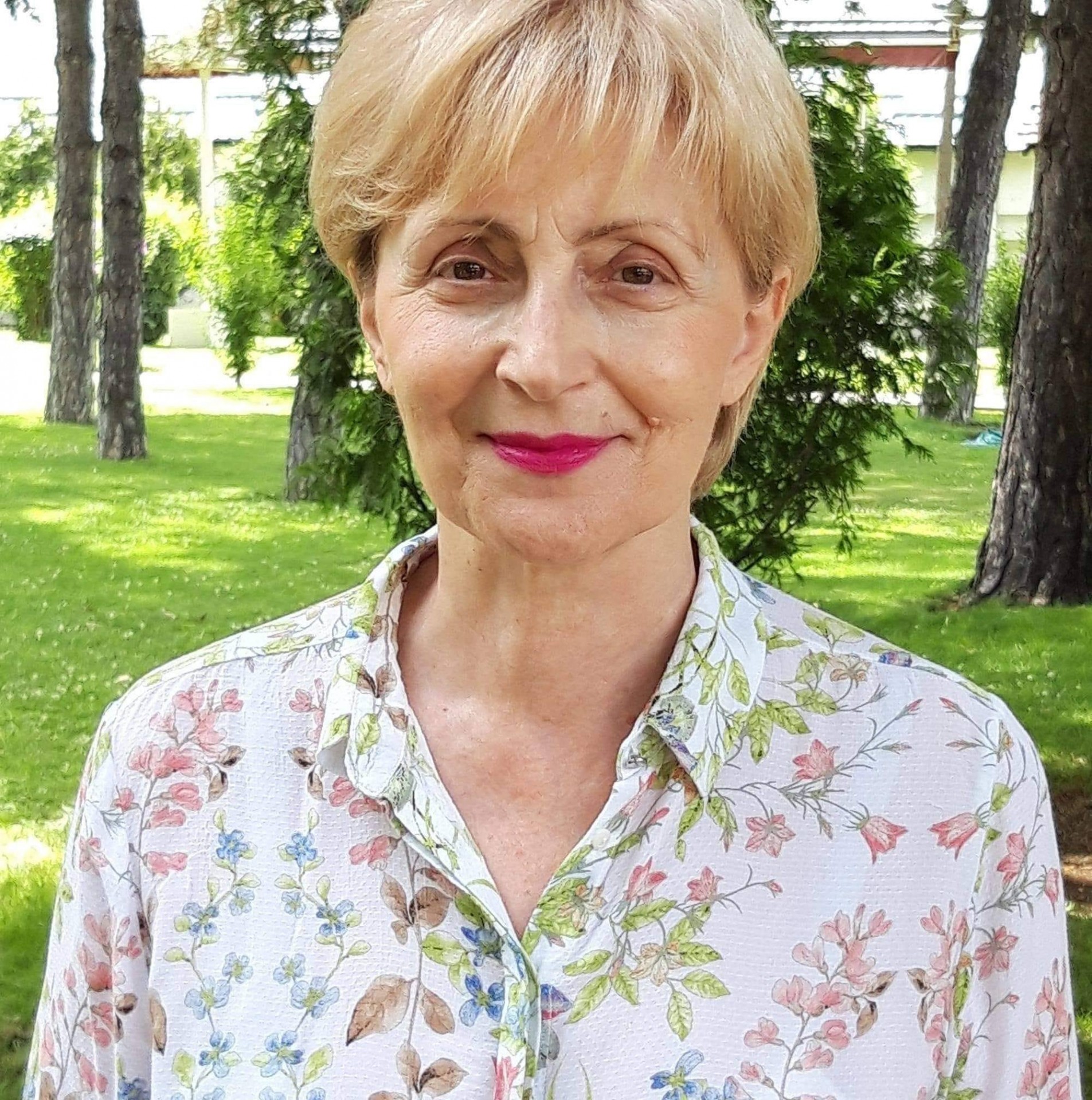 „ПУШАЧИТЕ ТРЕБА ДА ИМААТ ГАРАНТИРАН ПРОСТОР КАЈ ШТО ЌЕ ПУШАТ ЗА СВОЈ ЌЕФ“: Лилјана Поповска со поддршка за законот но и за пушачите