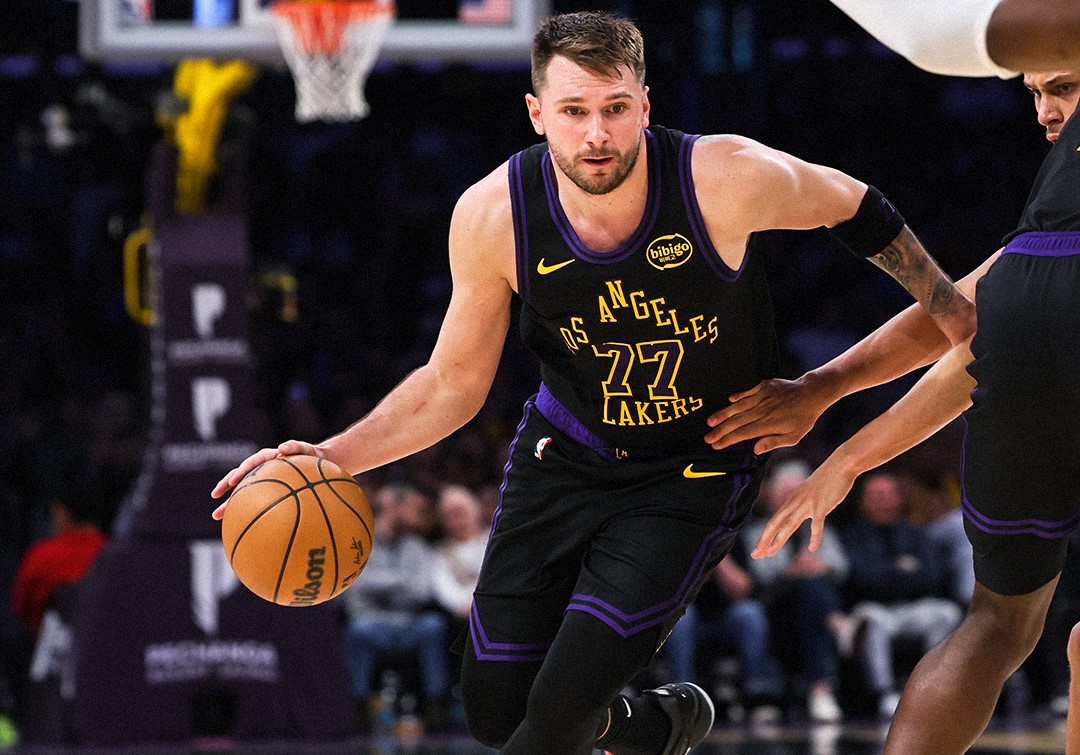 Атланта плати за сите фраустрации: Лејкерс со 141 поен ставија крај на лузерската серија (ВИДЕО)