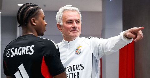 Мурињо му се нуди на Челзи – веднаш би ја напуштил Бенфика, но…