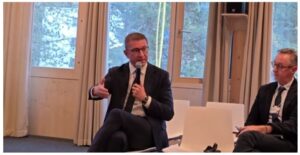 Мицкоски пред инвеститори во Давос ги презентираше проектите „Бошков Мост“ и „Чебрен и Галиште“