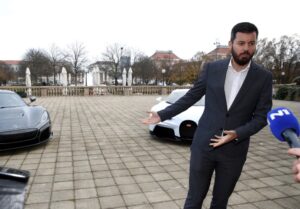 (Фото) Најпознатиот хрватски бизнисмен има нова девојка: која е 28-годишната убавица