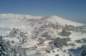 Несреќа на Попова Шапка: Тешко повредено дете на скијачка патека