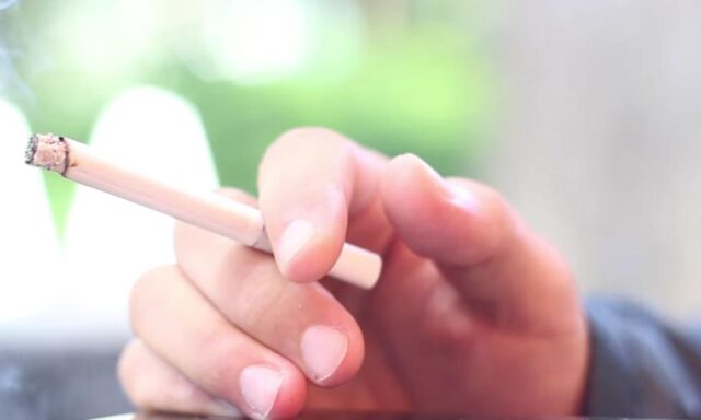 Клуч на врата за над 4.000 продавници и киосци поради новиот закон за заштита од пушење, реагираат малите трговци