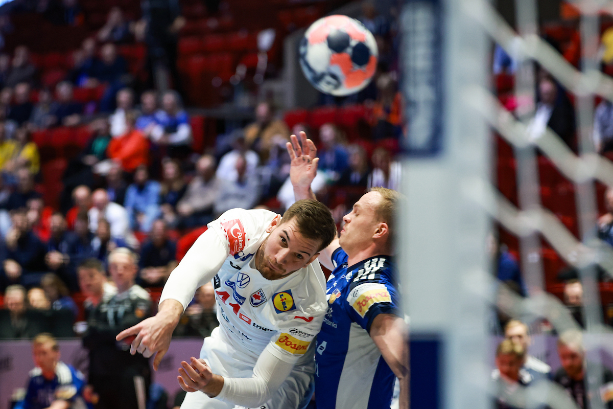 Хрватска фати залет против Исланд