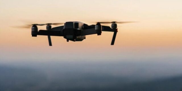 Кривична за полицајка која информирала едно лице дека полицијата ќе врши оперативна акција со дрон