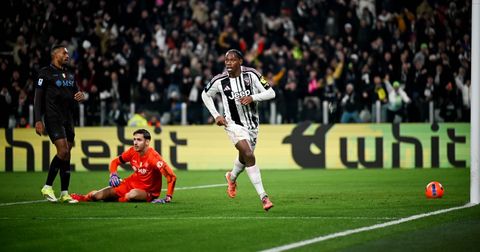 ВИДЕО: Чудесија од асистенција на Локатели и ЕВРОГОЛ на Костиќ – Јуве го размонтира Наполи