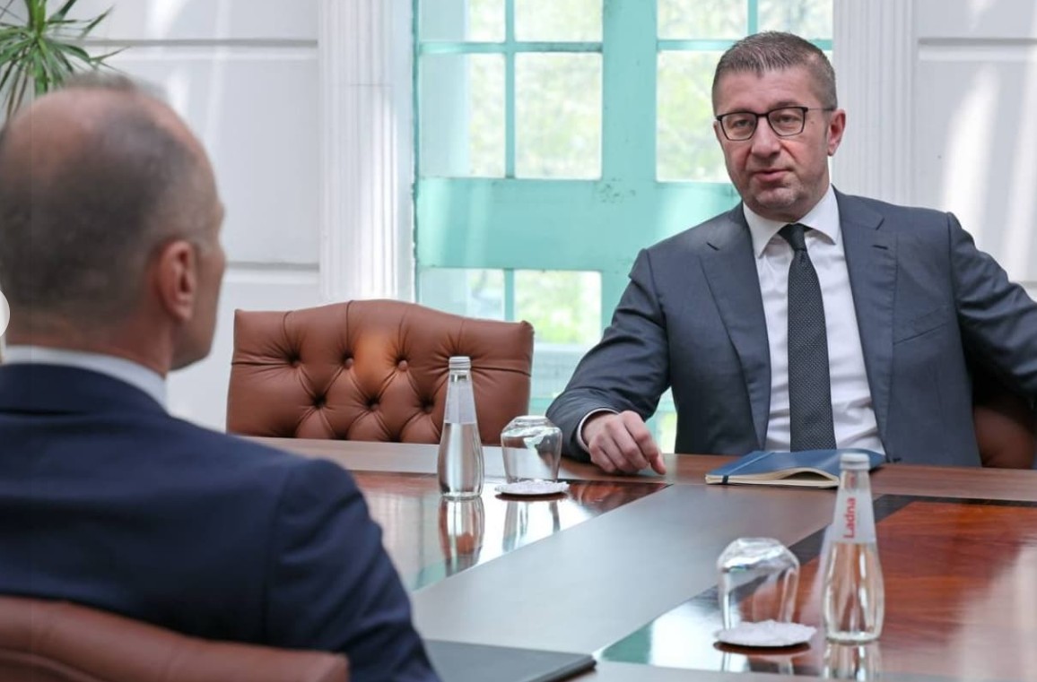 Само Филипче нема да дојде на лидерската средба