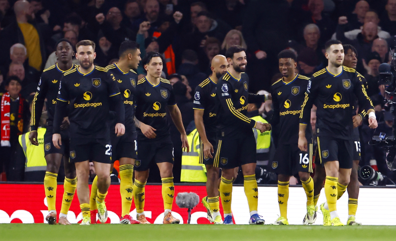 Јунајтед се крена од пепелта, после Сити го разби и Арсенал на гости