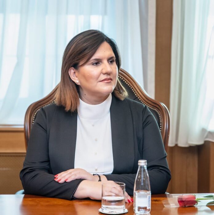 Одложено судењето за екс претседателката на ДКСК Димитровска