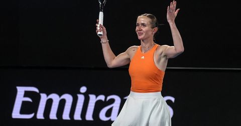 Коко Гоф се распадна, Свитолина против Сабаленка во полуфиналето на АО