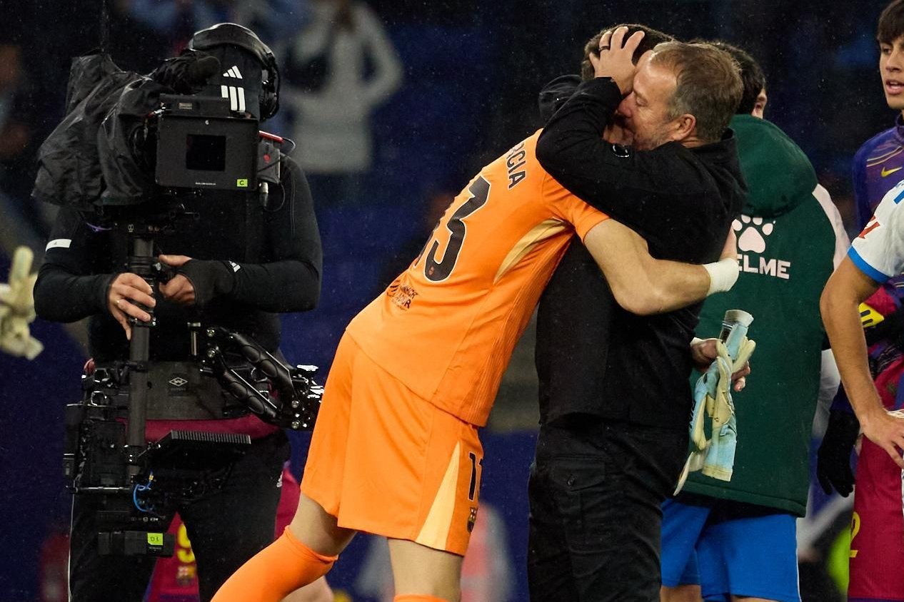 Флик растура со Барса, ама пак не го собори рекордот на Чави