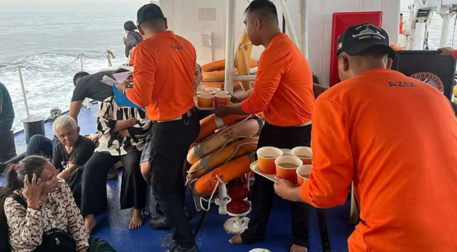 (Видео) Потона траект на Филипините со повеќе од 350 луѓе