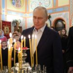 Путин на божиќна служба ја истакна „светата мисија“ на руските војници