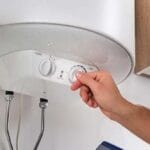 Струја, вода, интернет – колку пари ни одат само за сметки?