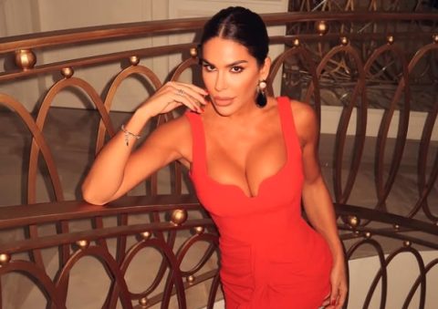 Марина Висковиќ во бордо бикини ги „запали“ мрежите: „Би се омажила за милионер што никогаш не е дома“