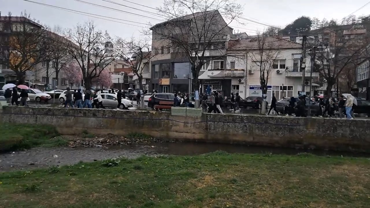 Демонстрантите од Кочани тужени од синот на газдата на “Пулс”