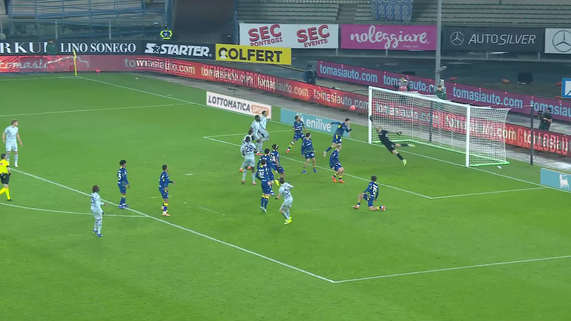 Страшен гол на Заноли: Волеј со надворешно ефе за најавните шпици! (ВИДЕО)