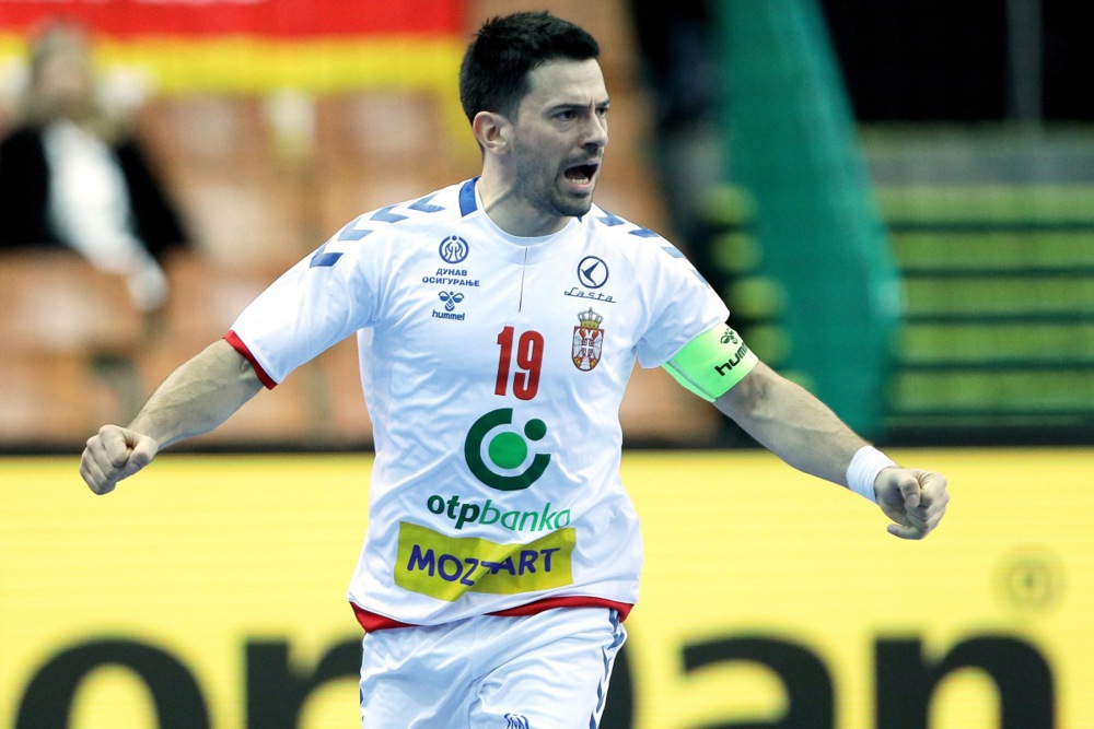 По елиминацијата од ЕП: Капитенот на Србија се повлече од репрезентацијата (ФОТО)