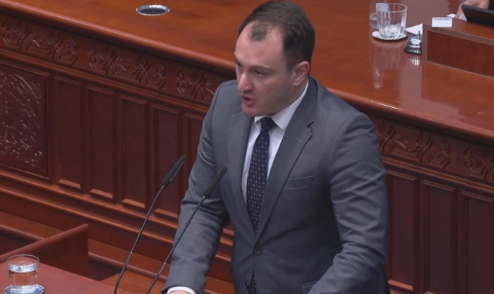 Андоновски: Значително зголемен бројот на услуги во Центрите за услуги, најавени и е-Киосци