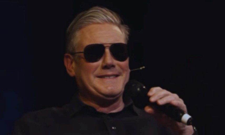 (ВИДЕО) Кир Стармер го имитираше Макрон, сите се смееја