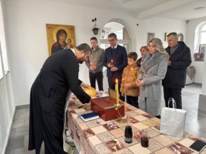 Мицкоски му честита именден на помалиот син: Да бидете со бато секогаш сложни и знам дека сами ќе постигнете многу за семејството и за Македонија