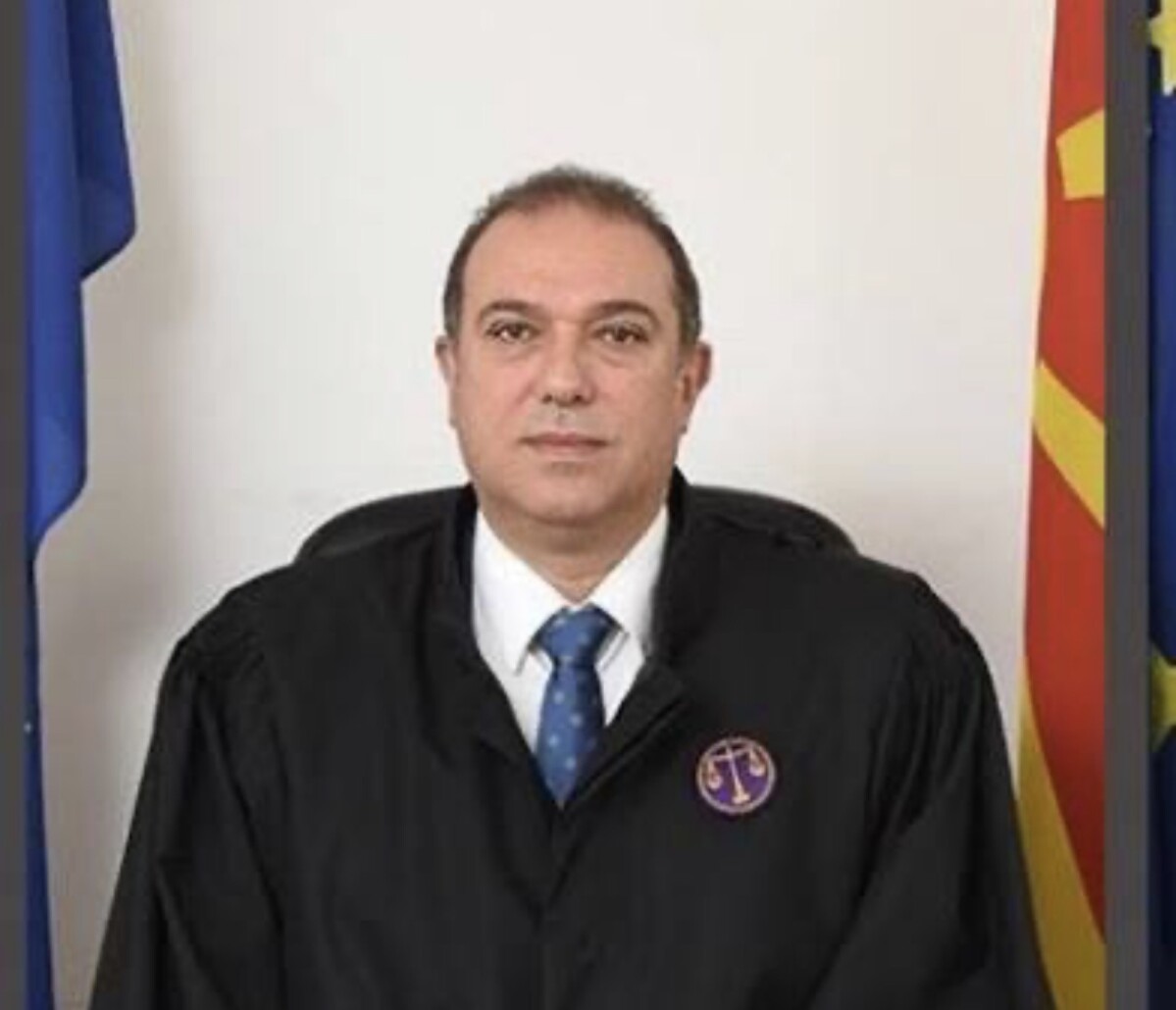 Претреси кај апелацискиот судија – 350.000 евра скриени во ѕид