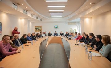 Охрид се подготвува за Богојавление- Водици, светиот крст ќе го положи Митрополитот Георгиј