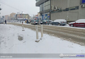 Општина Гостивар: Екипи го расчистуваат снегот од утрово, патиштата се проодни