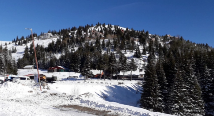 На Попова Шапка изутринава минус еден степен, во Гевгелија 8