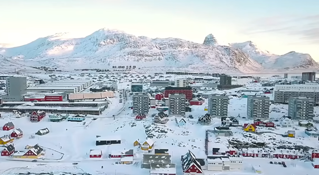 „Русија веќе има десетина бази таму од кои 7 се нови“: Величковски со посебен осврт околу караницата за Гренланд