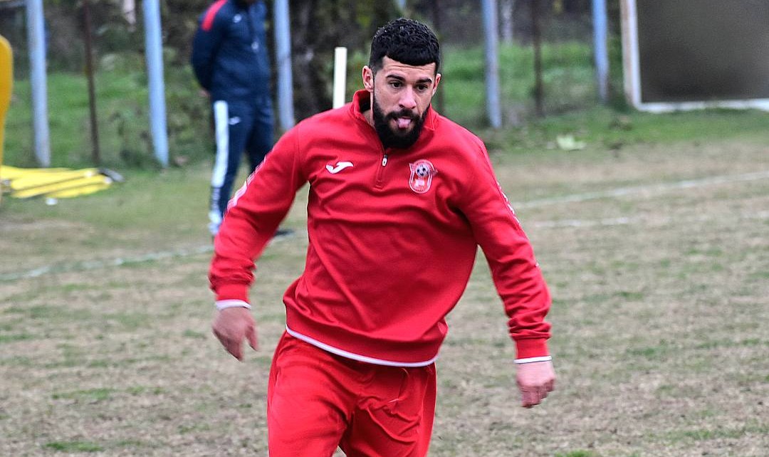 Работнички се раздели со уште еден фудбалер