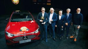 Мерцедес-Бенц првпат по 1974 година со титула на автомобил на годината во Европа