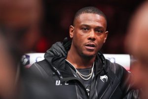 Џамахал Хил сака да го пензионира Јан Блахович