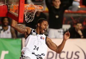 ТФТ со една моќна четвртина се врати на врвот