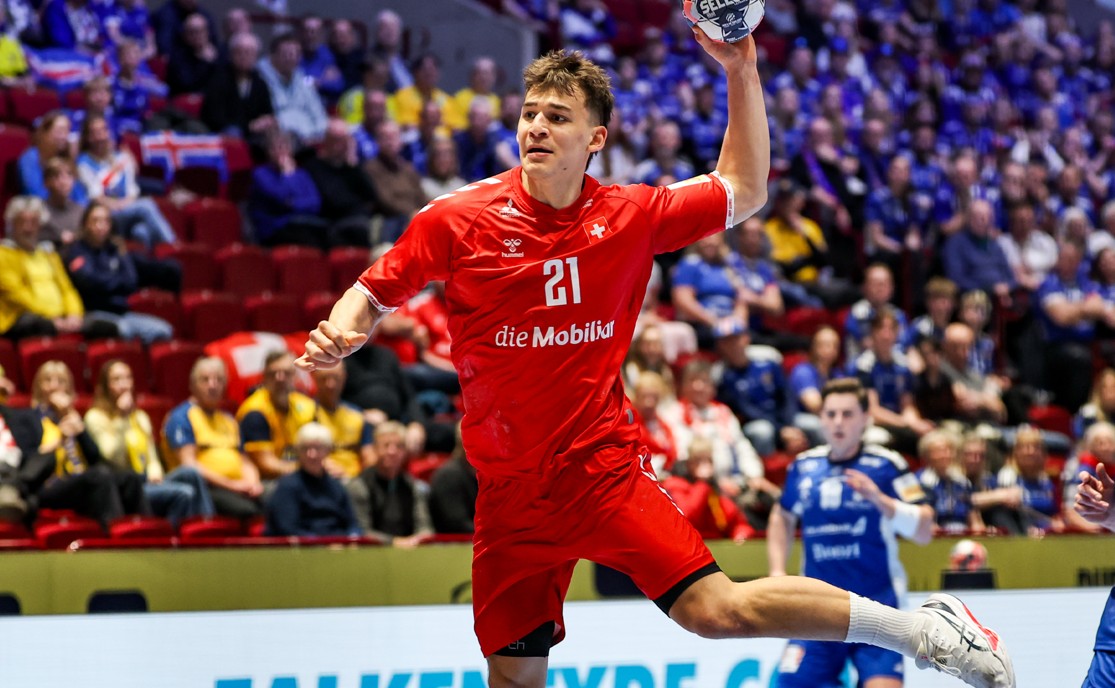 Швајцарија не излезе со „бело знаме“, ремизираше со Исланд!