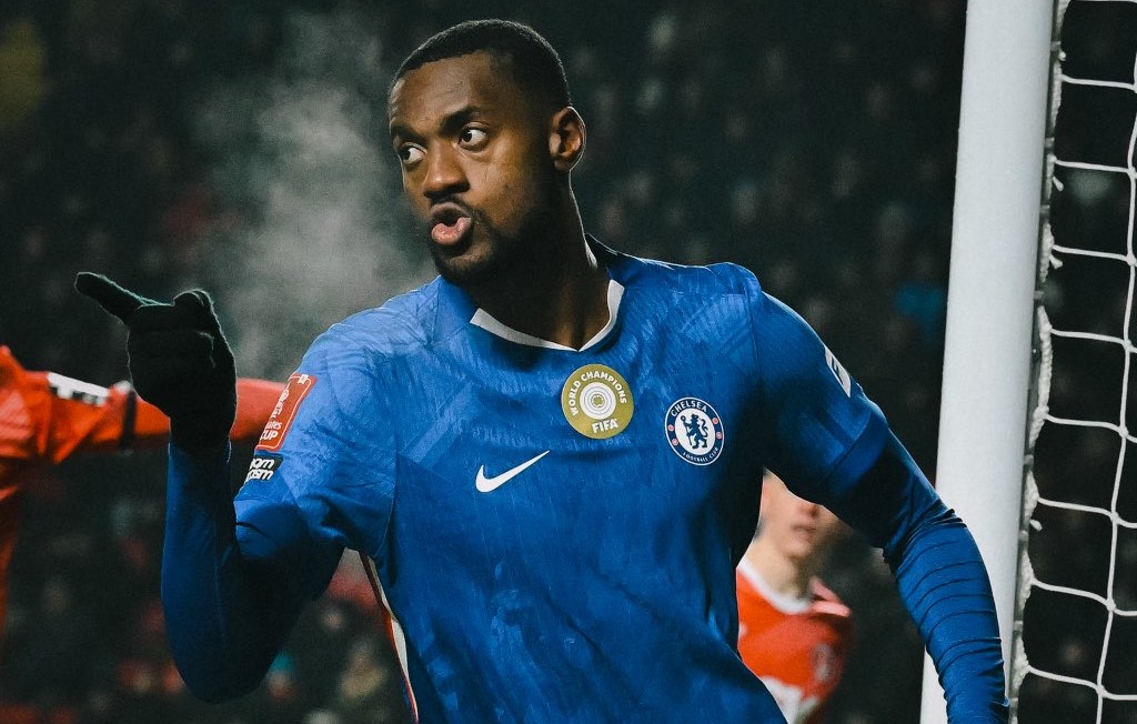 Челси броеше до пет на првиот меч на Росениор!