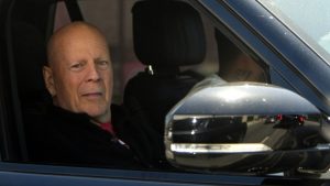 (ФОТО) Сопругата на Брус Вилис ја открила шокантната вистина за неговото здравје