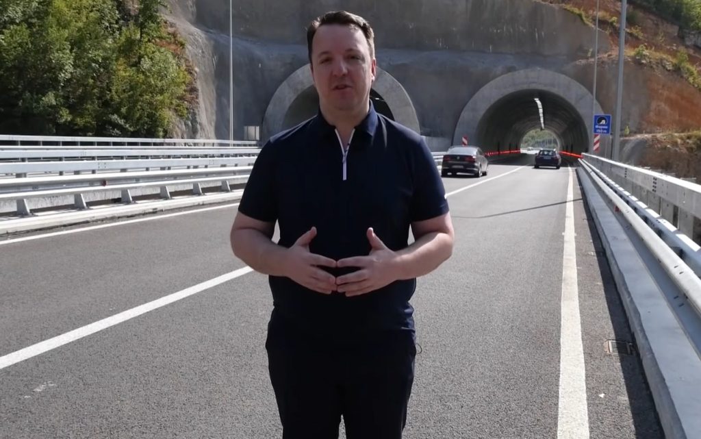 Николоски: Брза пруга на коридор 10, доизградба на железничкиот коридор 8 и заедничкиот тунел со Бугарија