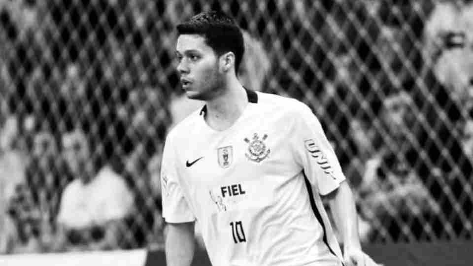 Трагедија во Русија: Славен футсалец почина на аеродром