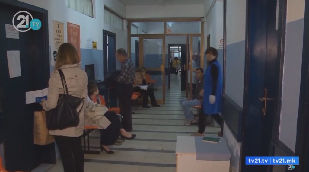 Ќе ги „исчисти“ ли снегот вирусите? – Епидемиологот Бајрами апелира на вакцинација: пикот во февруари