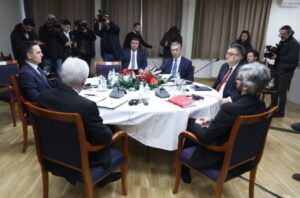 Почна лидерската средба