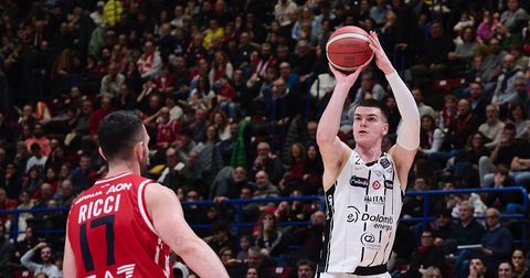 Италијанска фарса: Јакимовски и Тренто добија меч кој траеше четири минути!