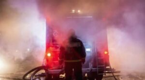 Маж загина во пожар во болница во близина на Тулон, 32 лица се евакуирани