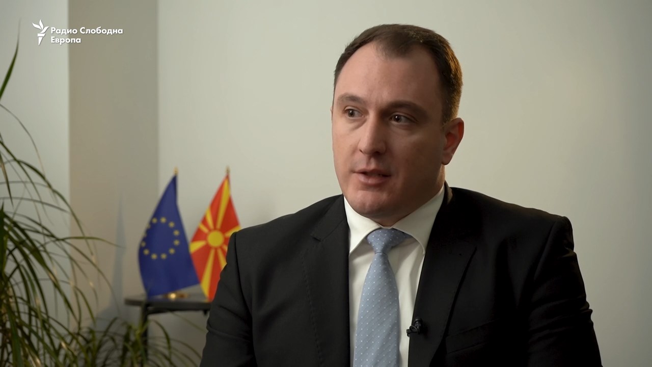 Андоновски: Државата постепено ќе ги дигитализира услугите