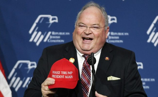 ИДНИОТ АМБАСАДОР ВО ИСЛАНД СЕ ИЗВИНИ ОТКАКО КАЖА ДЕКА ТОЈ ЌЕ БИДЕ 52. СОЈУЗНА ДРЖАВА НА САД