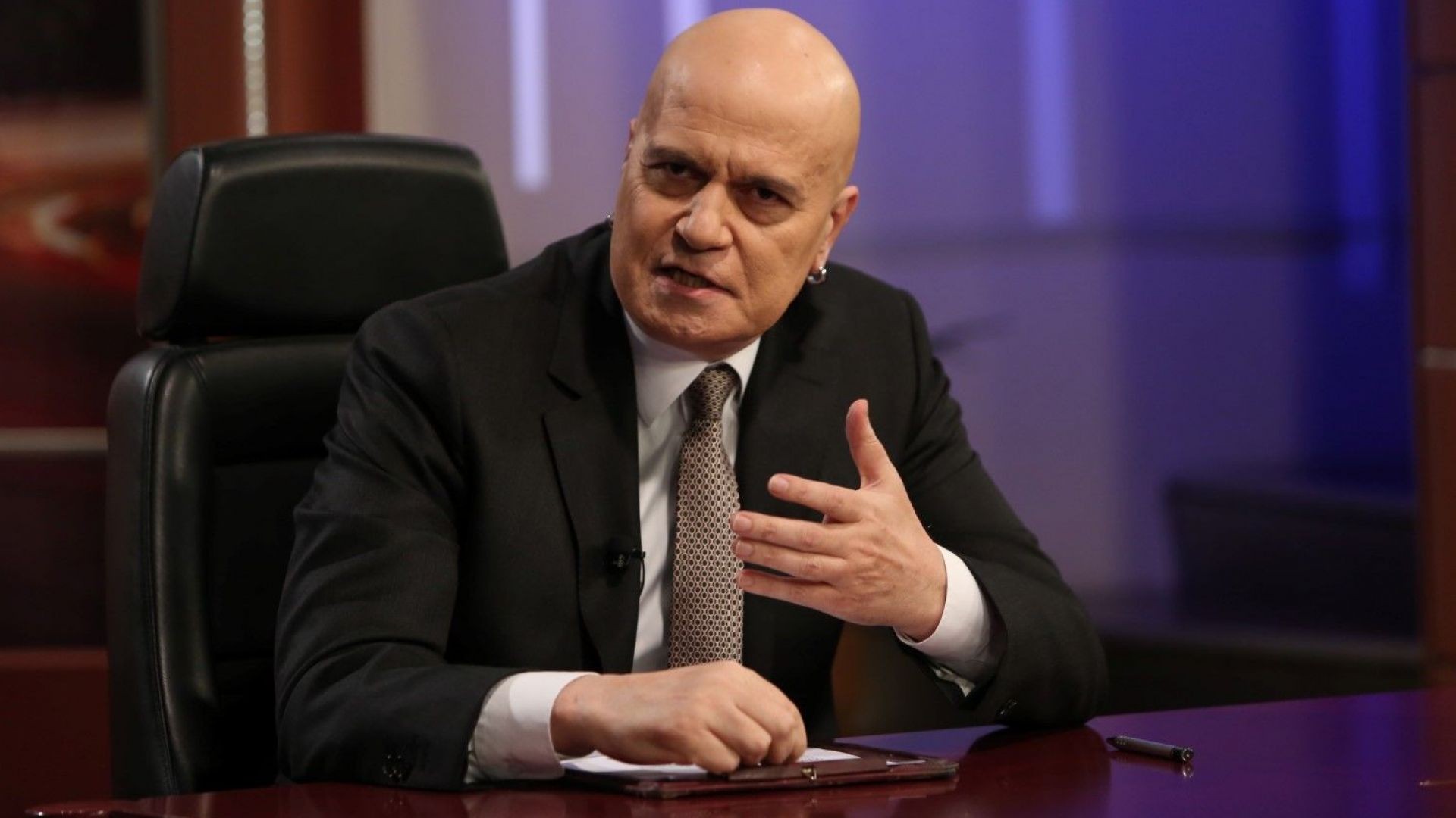 Трифонов до Македонците: Ќе сонувате дека имате бугарски пасоши, ќе доаѓате на Сончев Брег, ќе ги праќате вашите деца да студираат во Бугарија