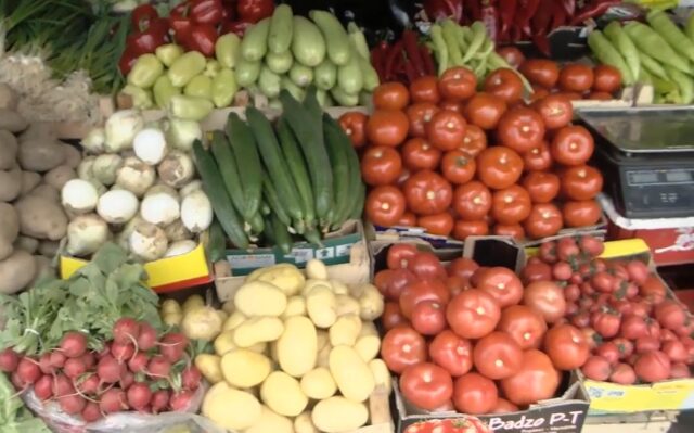 Намалени цените на земјоделските производи