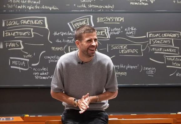 Пике го исмева Арбелоа: Добро деби на новиот Мадрид